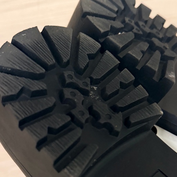 Betsy Johnson -Women's Fun Black and White Polka Dot Bow Slide Loafers - Picture 4 of 5